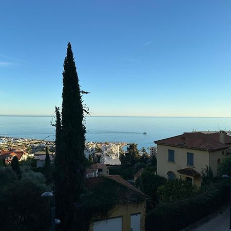 Le Vigia-Vue Mer-Terrasse-Climatisation-Parking 芒通 外观 照片