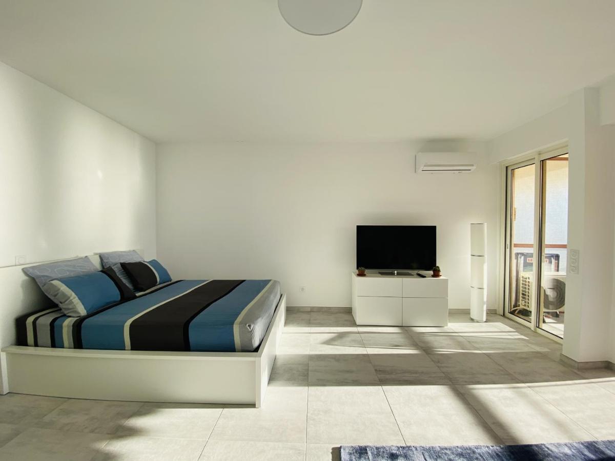 Le Vigia-Vue Mer-Terrasse-Climatisation-Parking 芒通 外观 照片